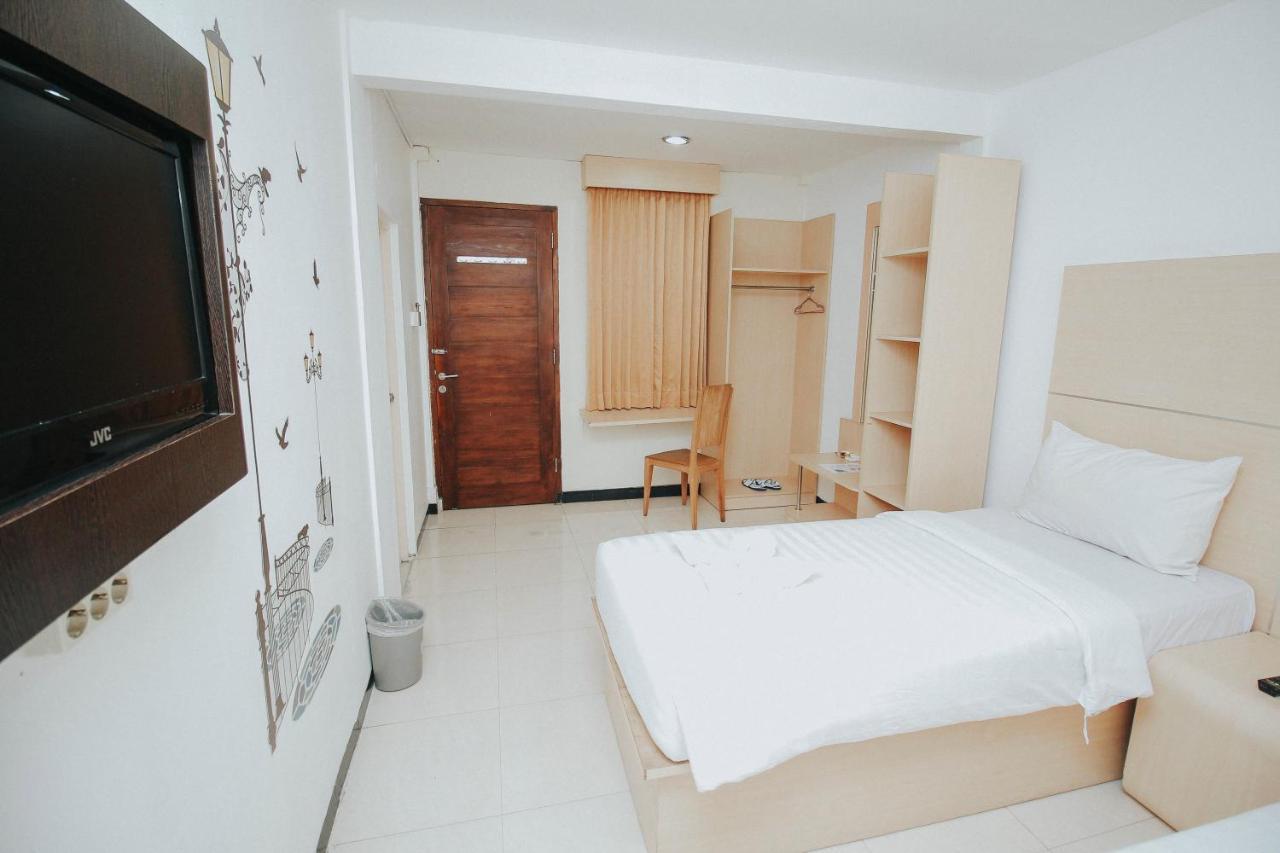 Hotel New Lilik Magelang Esterno foto